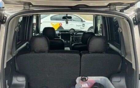 Toyota bB I рестайлинг, 2003 год, 1 500 000 рублей, 20 фотография