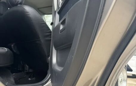 Toyota bB I рестайлинг, 2003 год, 1 500 000 рублей, 28 фотография