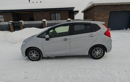 Honda Fit III, 2019 год, 1 300 000 рублей, 2 фотография