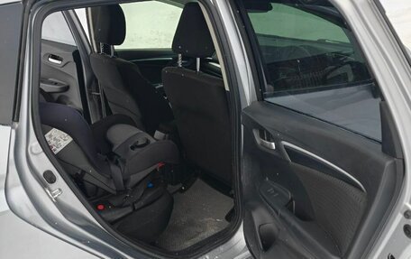 Honda Fit III, 2019 год, 1 300 000 рублей, 5 фотография