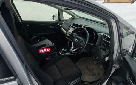 Honda Fit III, 2019 год, 1 300 000 рублей, 10 фотография