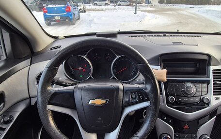 Chevrolet Cruze II, 2011 год, 650 000 рублей, 11 фотография