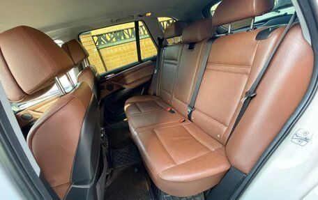 BMW X5, 2011 год, 2 100 000 рублей, 13 фотография