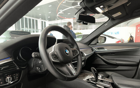 BMW 5 серия, 2017 год, 3 885 000 рублей, 16 фотография