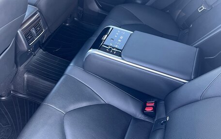 Toyota Camry, 2019 год, 3 200 000 рублей, 8 фотография