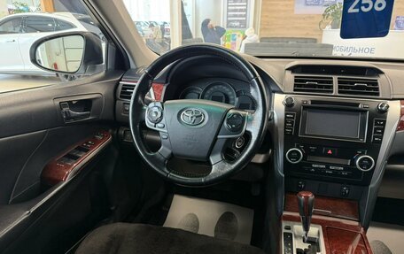 Toyota Camry, 2012 год, 1 879 000 рублей, 14 фотография