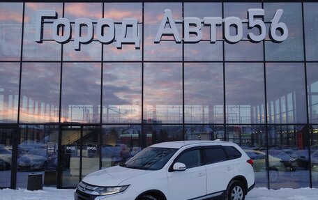 Mitsubishi Outlander III рестайлинг 3, 2017 год, 1 890 000 рублей, 1 фотография