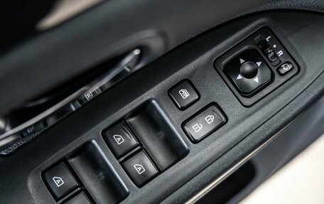 Mitsubishi Outlander III рестайлинг 3, 2016 год, 2 598 000 рублей, 14 фотография