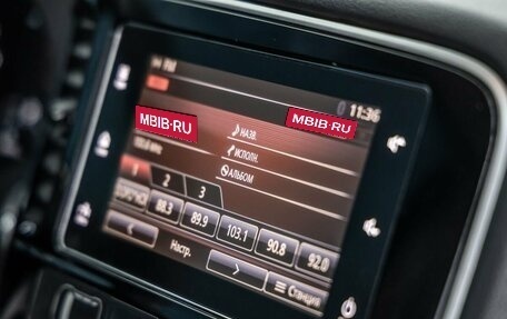 Mitsubishi Outlander III рестайлинг 3, 2016 год, 2 598 000 рублей, 22 фотография