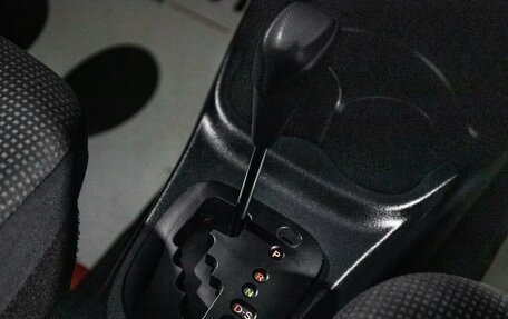 Toyota Vitz, 2017 год, 890 000 рублей, 14 фотография