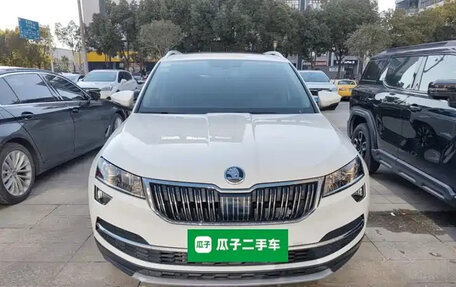 Skoda Karoq I, 2021 год, 1 700 000 рублей, 2 фотография