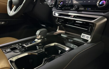 Lexus RX IV рестайлинг, 2025 год, 7 700 000 рублей, 29 фотография