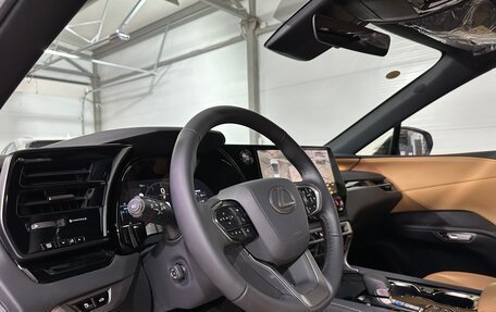 Lexus RX IV рестайлинг, 2025 год, 7 700 000 рублей, 22 фотография