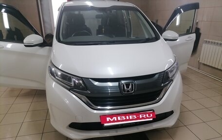 Honda Freed II, 2017 год, 1 393 000 рублей, 15 фотография