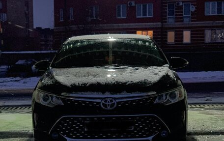 Toyota Camry, 2016 год, 2 200 000 рублей, 7 фотография