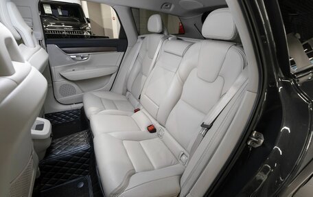 Volvo V90 Cross Country I рестайлинг, 2017 год, 2 450 000 рублей, 12 фотография