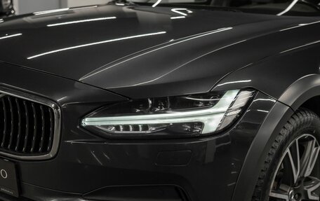 Volvo V90 Cross Country I рестайлинг, 2017 год, 2 450 000 рублей, 24 фотография