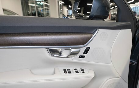 Volvo V90 Cross Country I рестайлинг, 2017 год, 2 450 000 рублей, 19 фотография