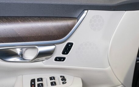 Volvo V90 Cross Country I рестайлинг, 2017 год, 2 450 000 рублей, 20 фотография