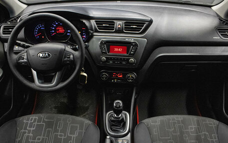 KIA Rio III рестайлинг, 2013 год, 689 000 рублей, 5 фотография