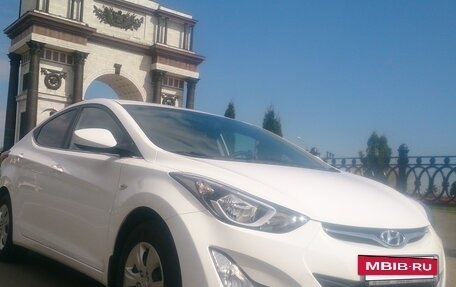 Hyundai Elantra V, 2015 год, 1 500 000 рублей, 4 фотография