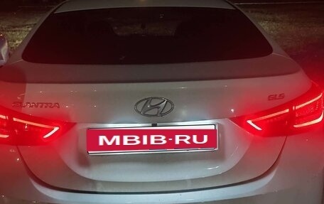 Hyundai Elantra V, 2015 год, 1 500 000 рублей, 6 фотография