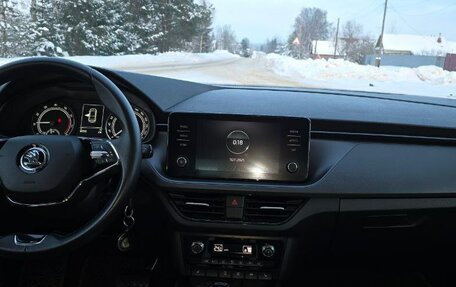 Skoda Rapid II, 2021 год, 1 650 000 рублей, 5 фотография