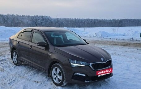 Skoda Rapid II, 2021 год, 1 650 000 рублей, 3 фотография