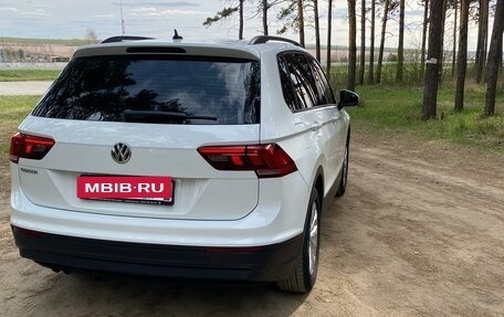 Volkswagen Tiguan II, 2019 год, 1 900 000 рублей, 6 фотография
