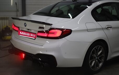 BMW 5 серия, 2018 год, 3 650 000 рублей, 25 фотография