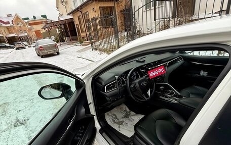 Toyota Camry, 2018 год, 2 299 900 рублей, 3 фотография