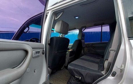 Toyota Land Cruiser 100 рестайлинг 2, 2003 год, 1 400 000 рублей, 19 фотография