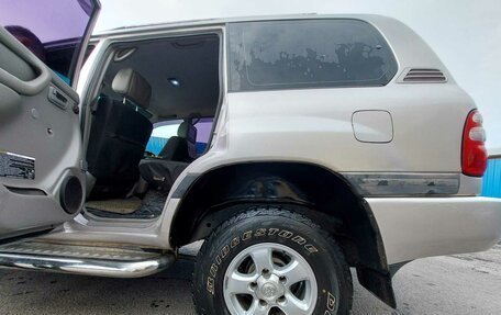 Toyota Land Cruiser 100 рестайлинг 2, 2003 год, 1 400 000 рублей, 20 фотография