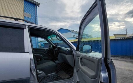 Toyota Land Cruiser 100 рестайлинг 2, 2003 год, 1 400 000 рублей, 28 фотография