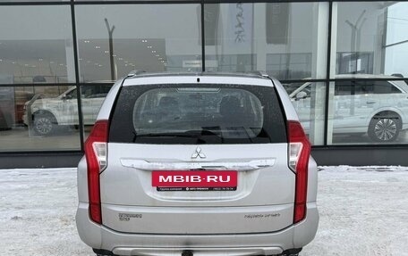 Mitsubishi Pajero Sport III рестайлинг, 2017 год, 2 190 000 рублей, 5 фотография
