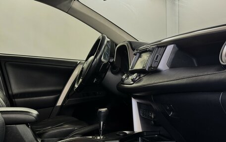 Toyota RAV4, 2013 год, 1 520 000 рублей, 13 фотография