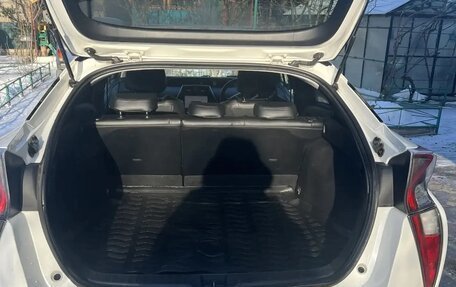 Toyota Prius IV XW50, 2016 год, 1 700 000 рублей, 7 фотография