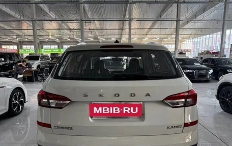 Skoda Kamiq I, 2022 год, 1 650 000 рублей, 5 фотография