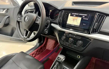 Skoda Kamiq I, 2022 год, 1 800 000 рублей, 15 фотография