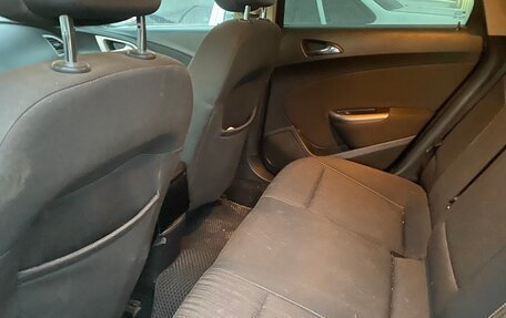 Opel Astra J, 2011 год, 535 000 рублей, 1 фотография