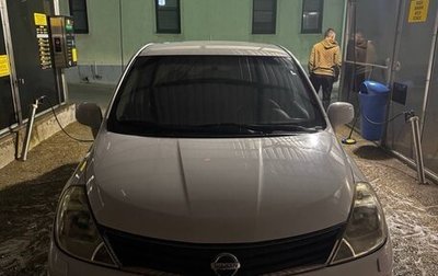 Nissan Tiida, 2010 год, 600 000 рублей, 1 фотография