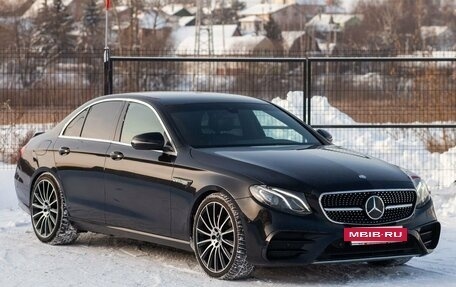 Mercedes-Benz E-Класс, 2016 год, 2 380 000 рублей, 4 фотография