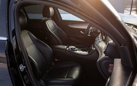 Mercedes-Benz E-Класс, 2016 год, 2 380 000 рублей, 30 фотография