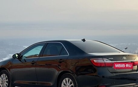 Toyota Camry, 2016 год, 1 635 000 рублей, 4 фотография