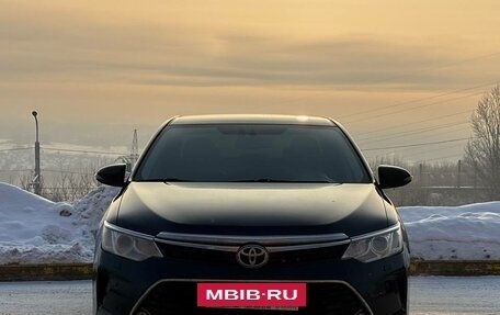 Toyota Camry, 2016 год, 1 635 000 рублей, 2 фотография