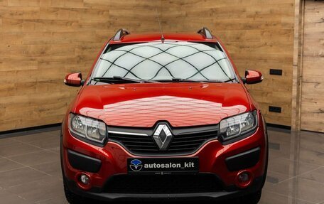 Renault Sandero II рестайлинг, 2015 год, 849 000 рублей, 2 фотография