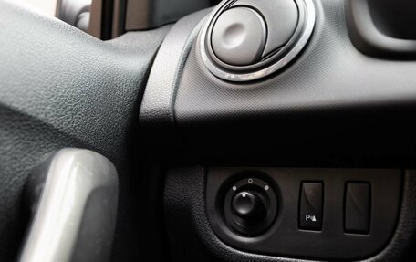 Renault Sandero II рестайлинг, 2015 год, 849 000 рублей, 12 фотография