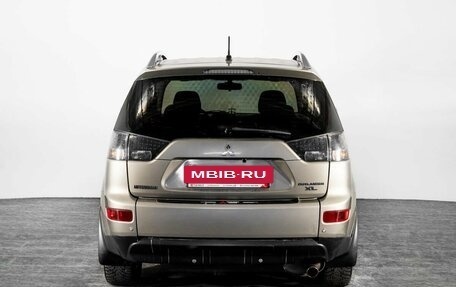 Mitsubishi Outlander III рестайлинг 3, 2008 год, 1 075 000 рублей, 4 фотография