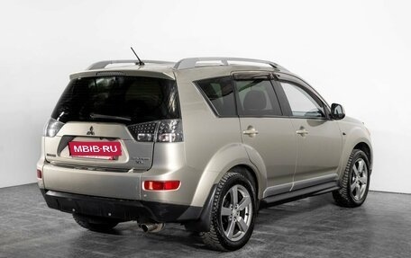 Mitsubishi Outlander III рестайлинг 3, 2008 год, 1 075 000 рублей, 3 фотография