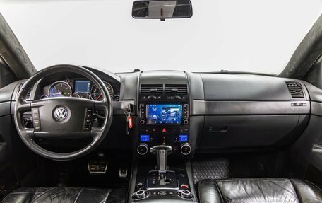 Volkswagen Touareg III, 2005 год, 1 198 000 рублей, 13 фотография